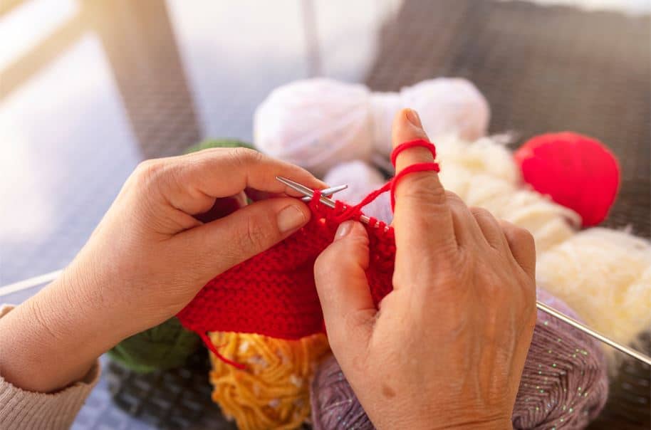 Six Interesting Health Benefits of Crocheting and Knitting